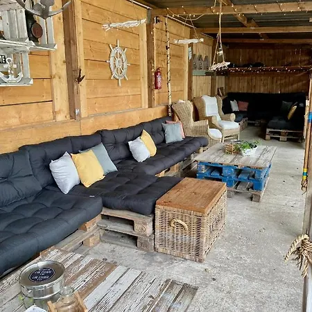 Apartahotel Tiny House Wupper Im Pier9 Tiny House